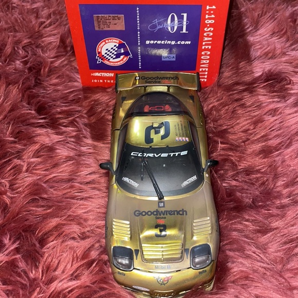 NWT! Dale Earnhardt, Dale Jr, Andy Pilgrim, Kelly Collins Ra… - Picture 3 of 3